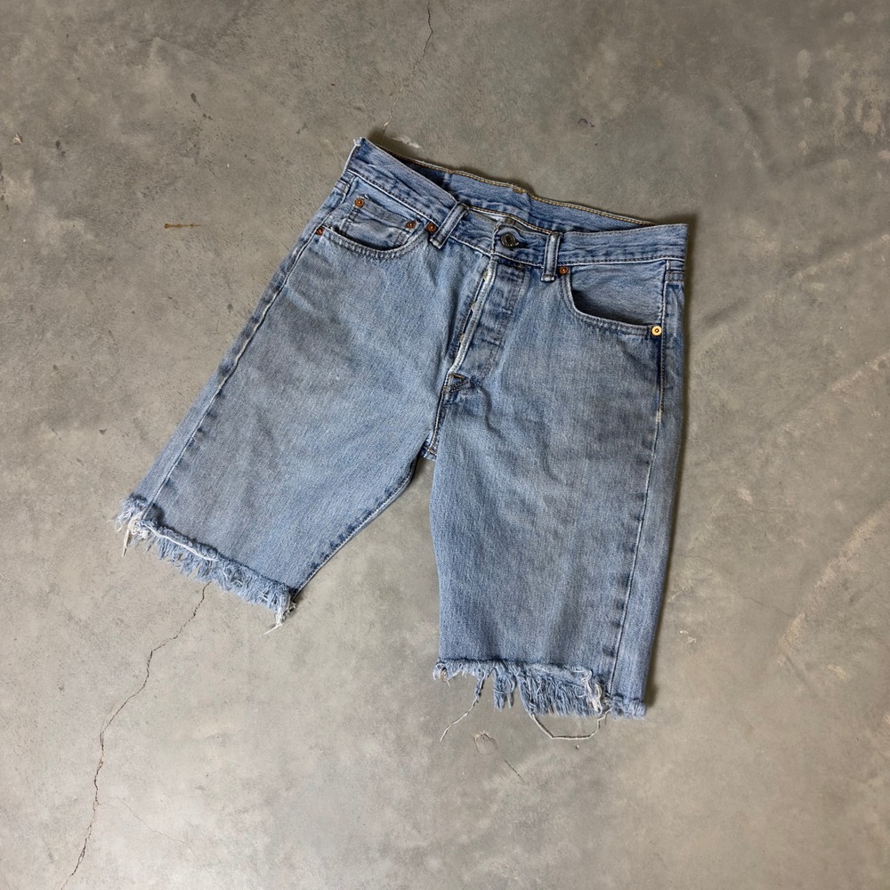 Levi's 501 Denim Cut Off Shorts Mens 29 Light Wash Frayed Baggy Streetwear
